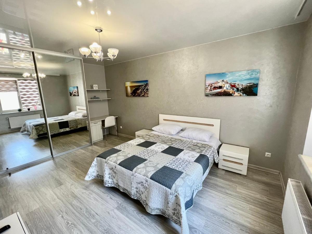 Apartment In Center Premium Ιβανό-Φρανκίβσκ Εξωτερικό φωτογραφία