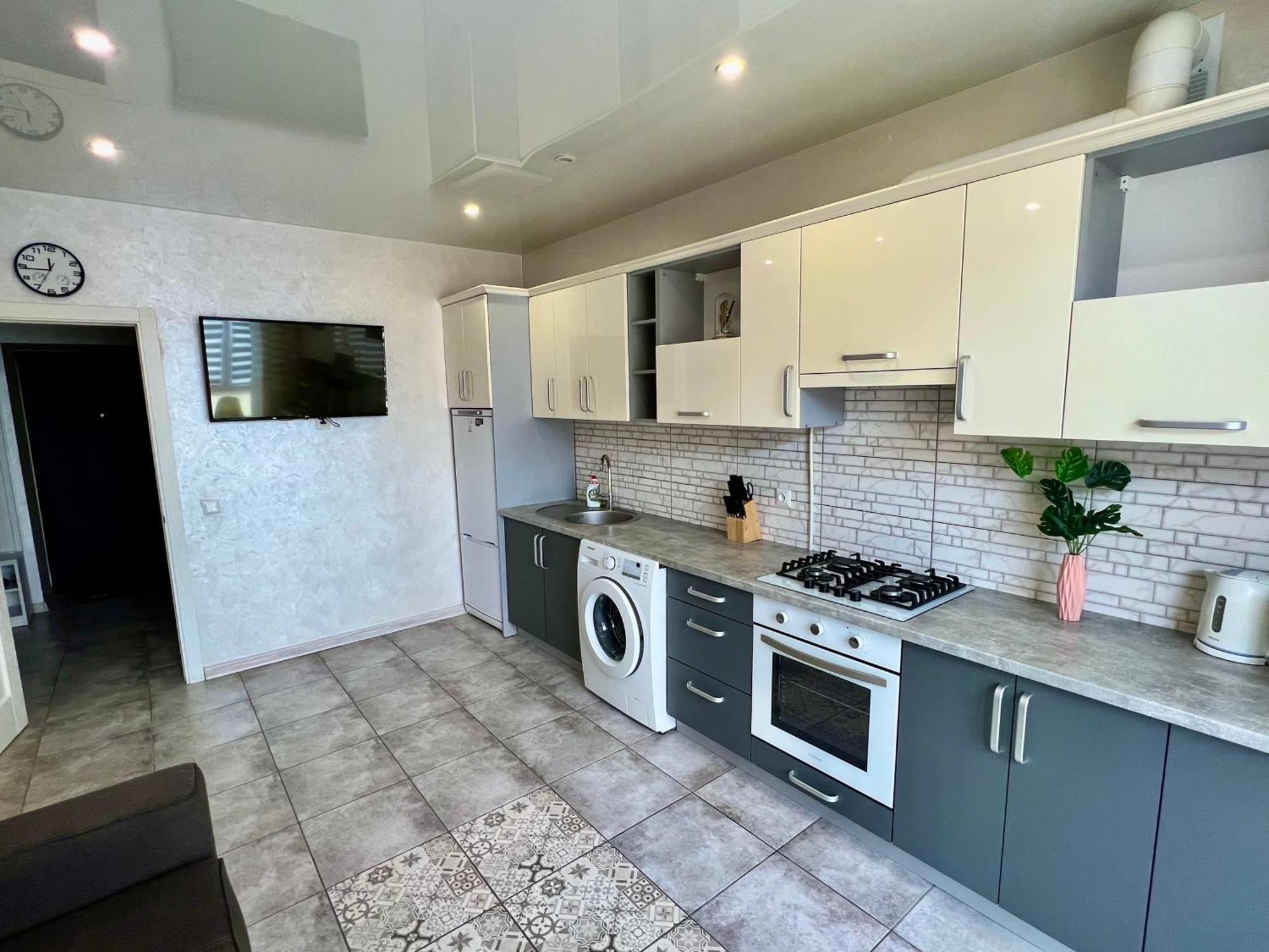 Apartment In Center Premium Ιβανό-Φρανκίβσκ Εξωτερικό φωτογραφία